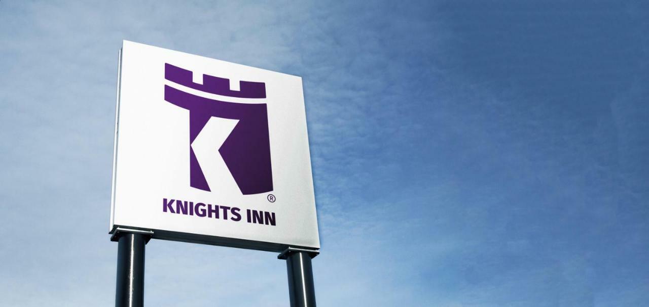 Knights 2* Harrisonville